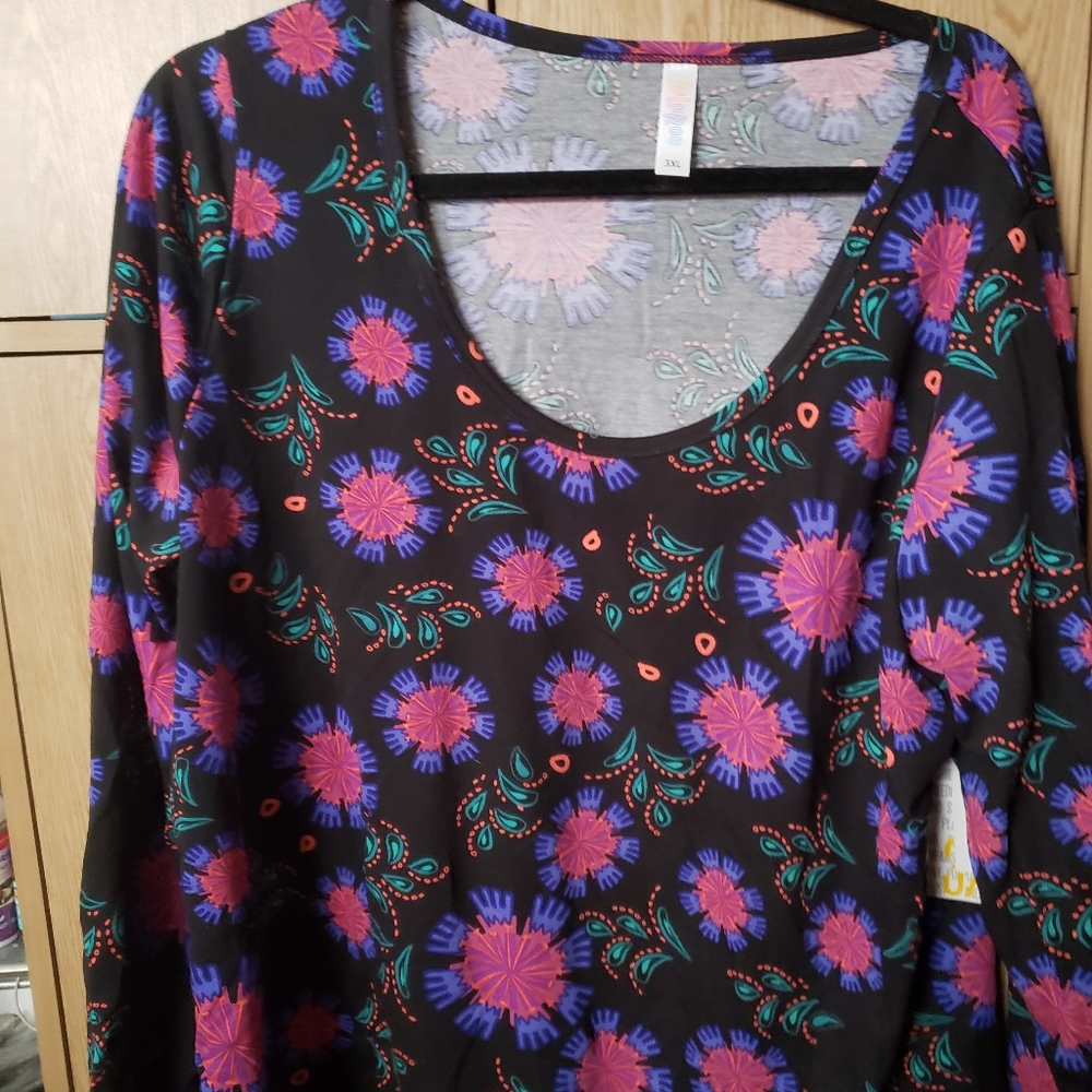 Long sleeve shirt